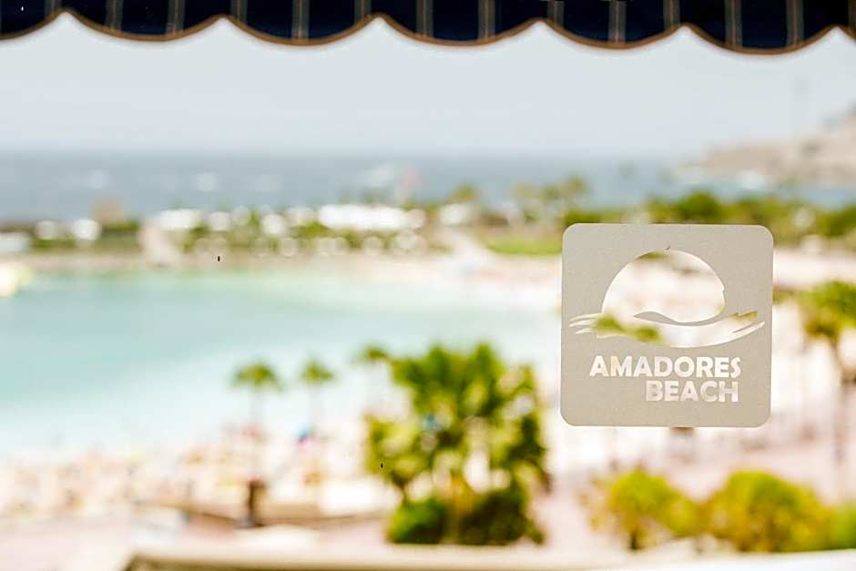 Amadores Beach Apartments