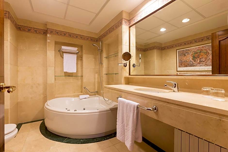 Hotel Exe Reina Isabel