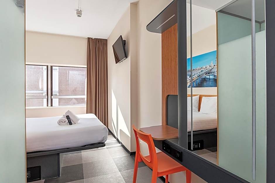 easyHotel The Hague Scheveningen Beach