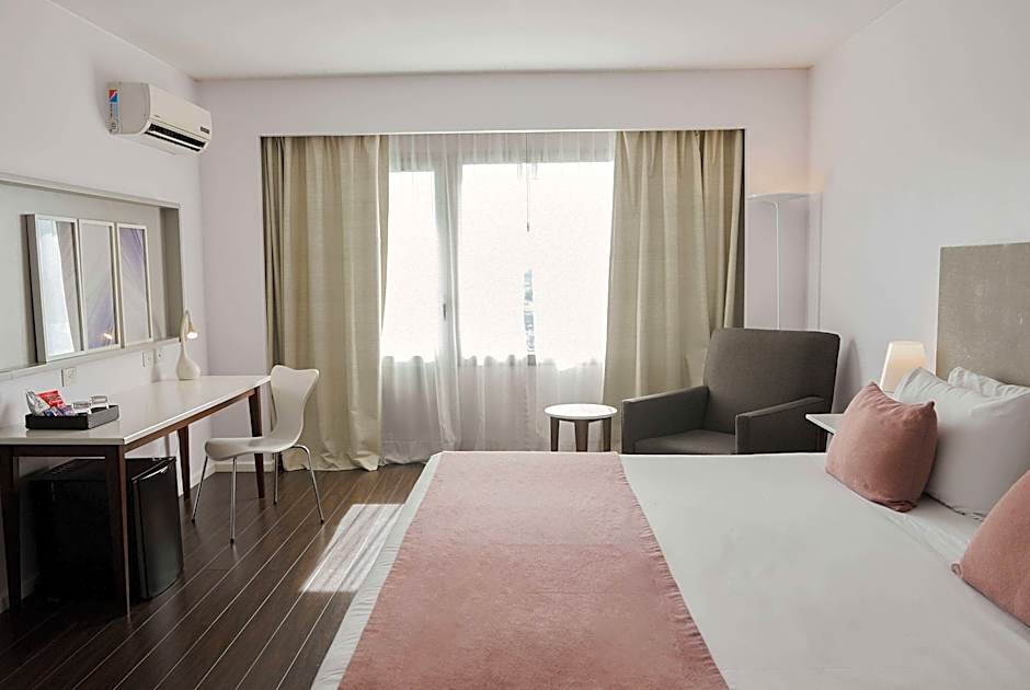 Dazzler by Wyndham Buenos Aires Recoleta