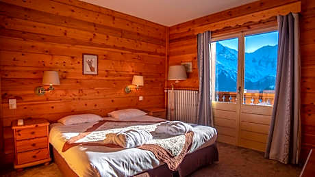 Superior Room with Balcony with Mont Blanc view