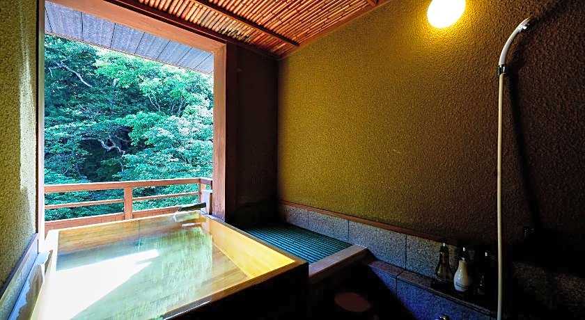 Shima Onsen Toshimaya