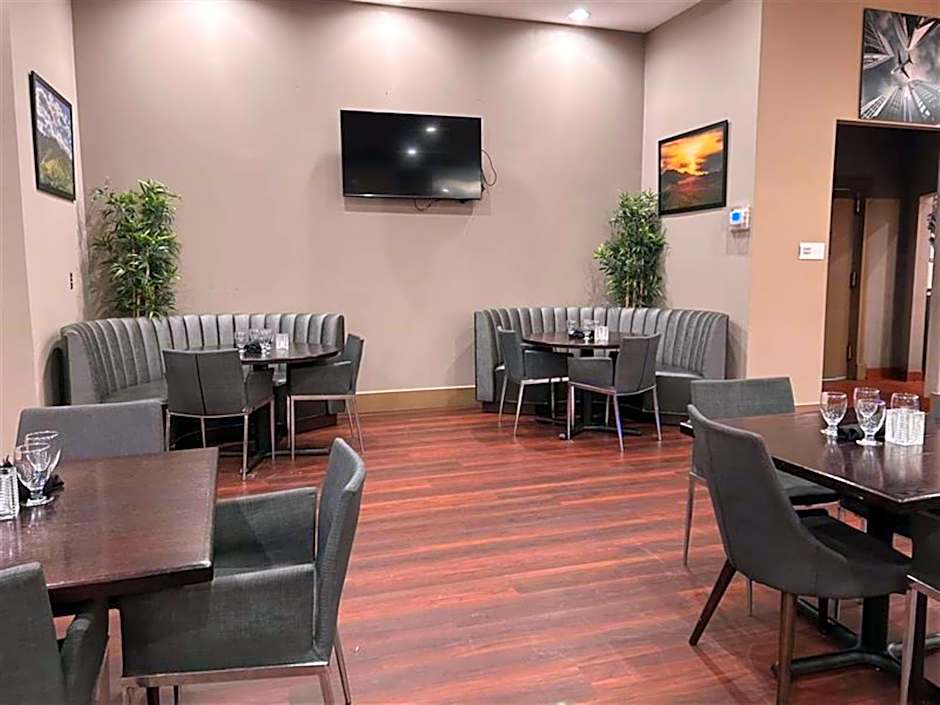 Skyline Hotel Detroit Airport, SureStay Collection by Best Western