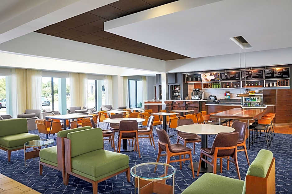 Courtyard by Marriott Kansas City Overland Park/Metcalf, South of College Boulevard