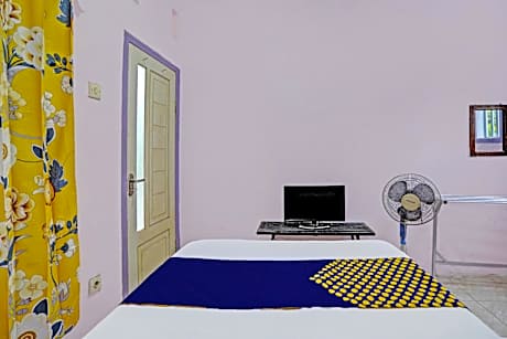 Hotel O Kemangi Asri Kost