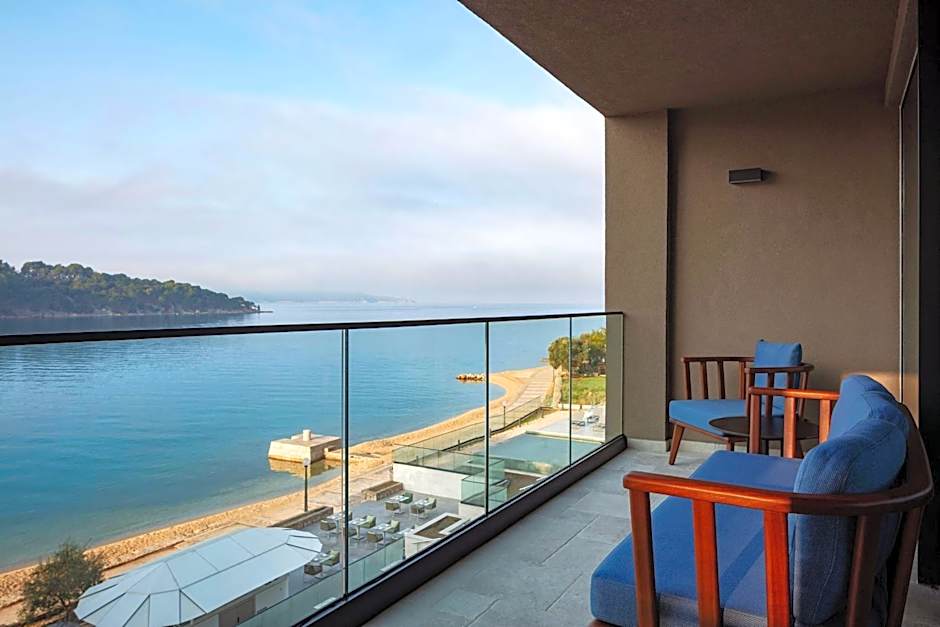 The Isolano, Cres, Autograph Collection