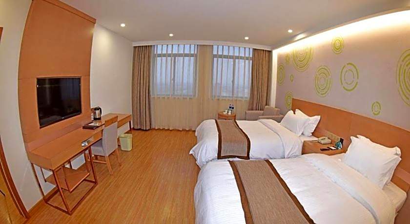 GreenTree Inn Tongxiang Chongfuzhen World Fur Center Branch