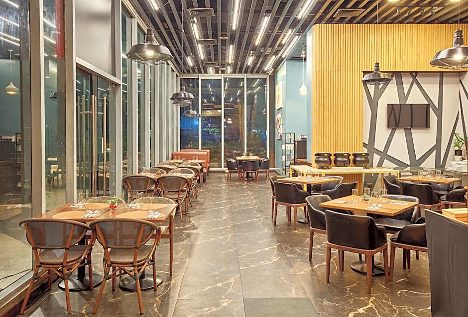 Summit Hotel Tacloban