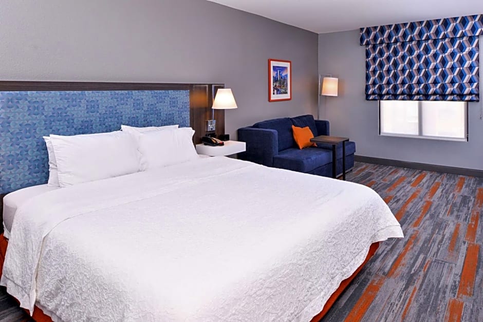 Hampton Inn By Hilton & Suites Legacy Park-Frisco