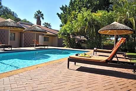 Cresta Bosele Hotel