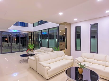 B2 Ubon Boutique & Budget Hotel