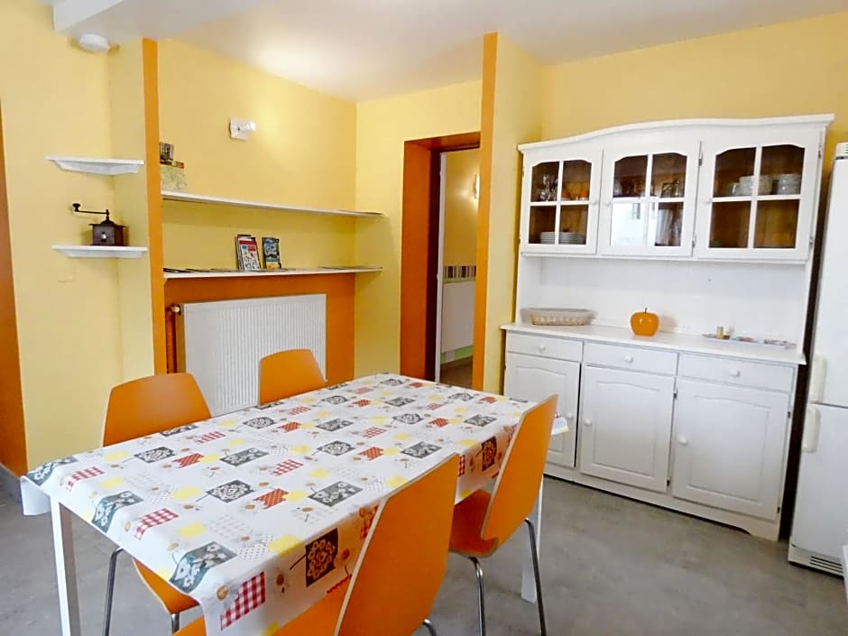 La petite ferme de Pouillon - Parc animalier - aire de loisirs