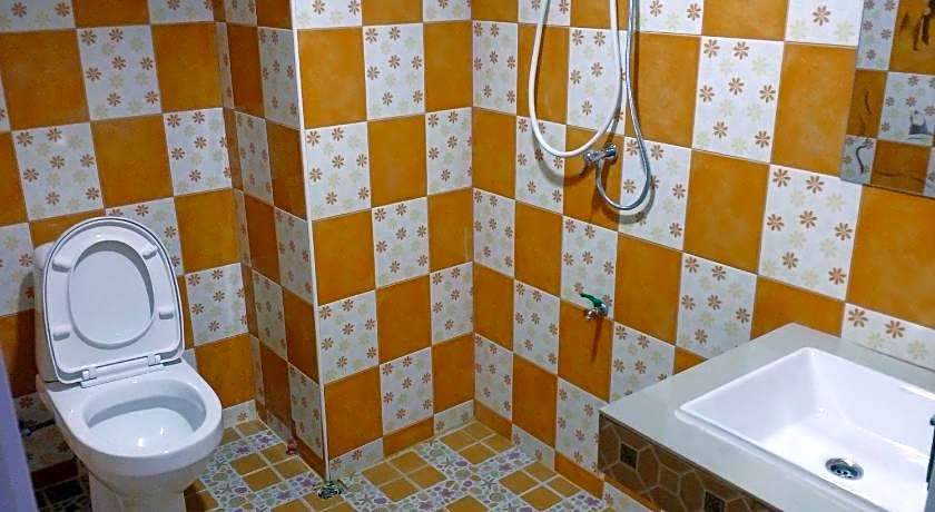 RueangSriSiRi Guest House 2