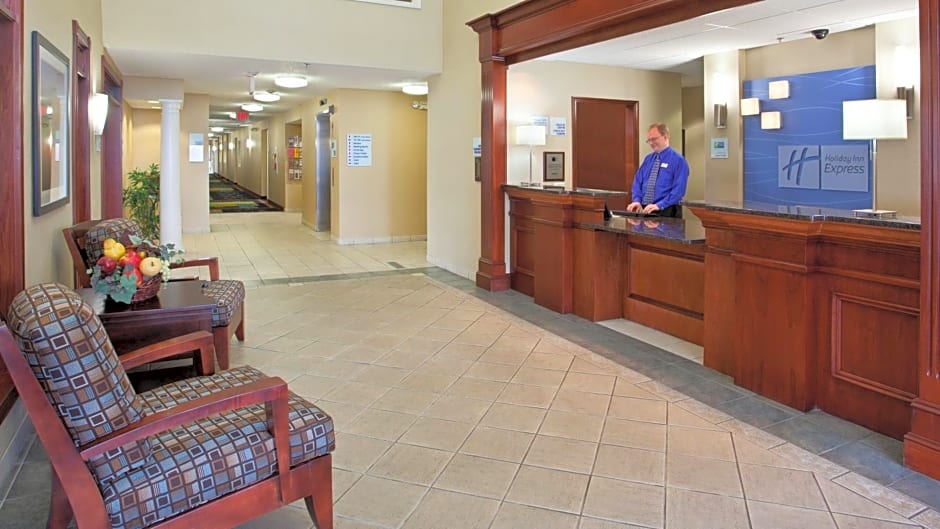 Holiday Inn Express Grove City - Premium Outlet Mall, an IHG Hotel