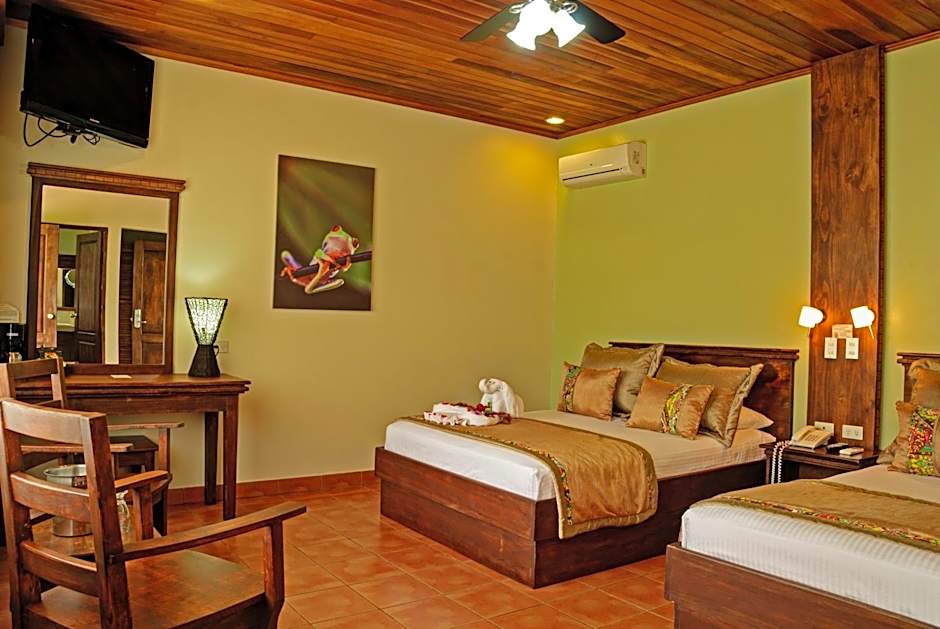 Volcano Lodge, Hotel & Thermal Experience