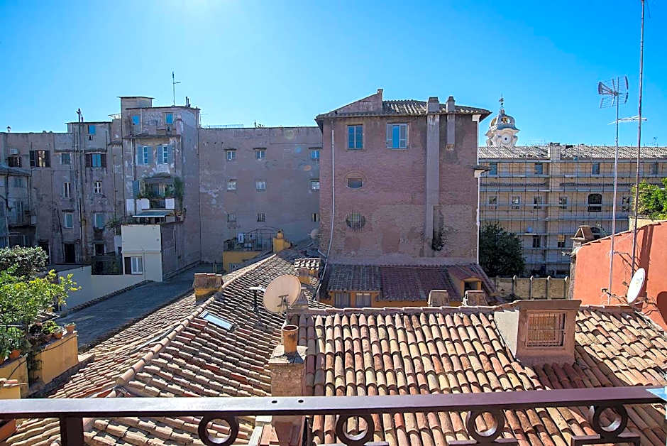 Navona Essence Hotel