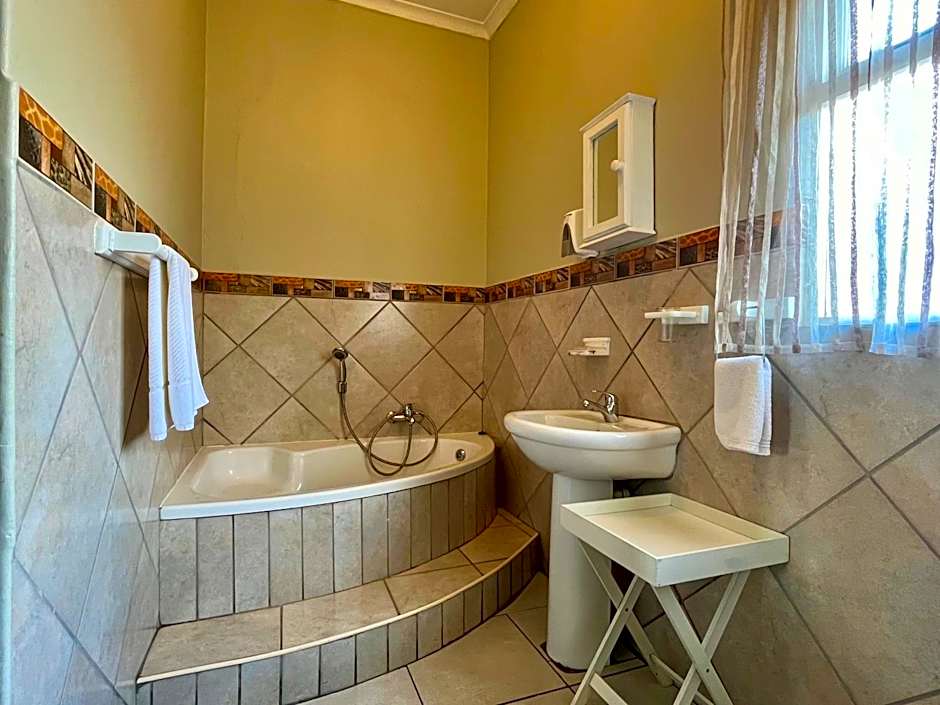 Outeniquabosch Lodge