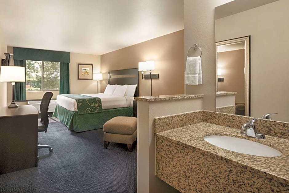 Travelodge by Wyndham Brunswick near Fredrick
