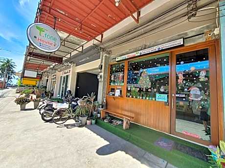 T.tone House at Bangsaen Beach