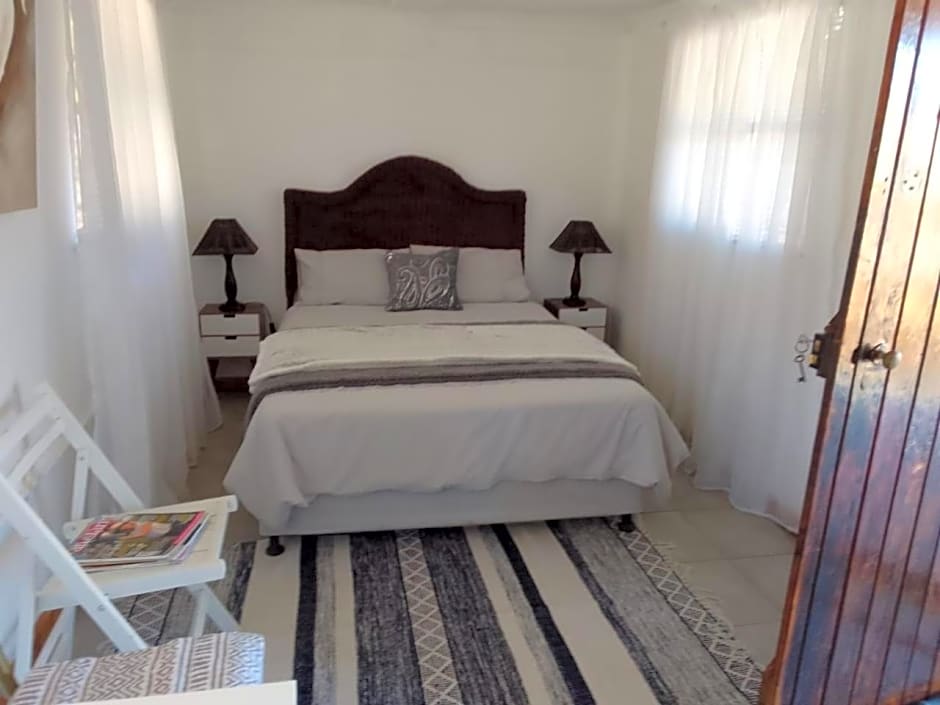 Thys'e Kombuis & Guest Farm