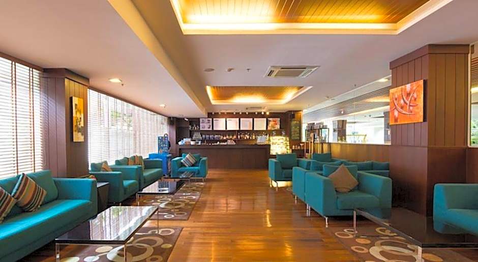 Lohas Residences Sukhumvit (SHA Plus)