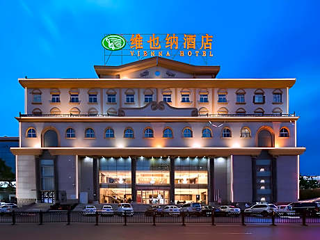Vienna Hotel Shanxi Xiaoyi People's Square Xinyi Street