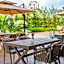 Yuexiu Hotel Guangzhou, Curio Collection by Hilton