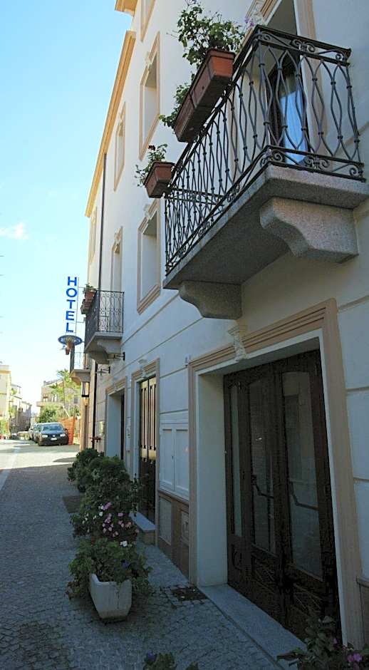 Hotel Cavour