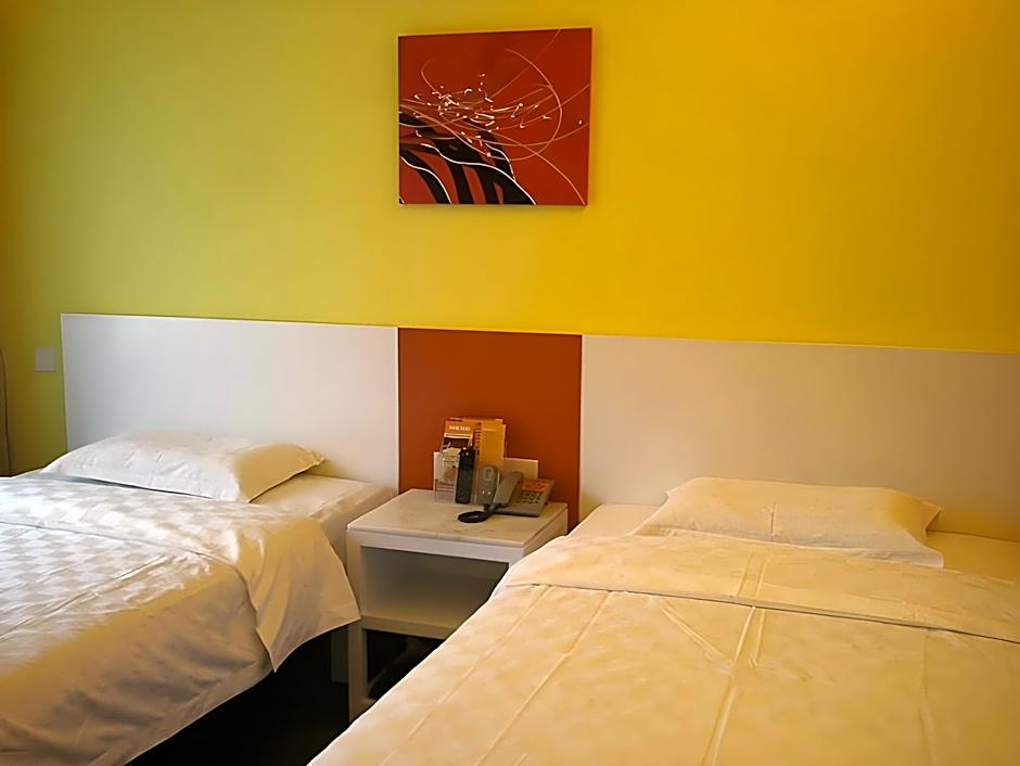 Yanjiang East Garden Inn