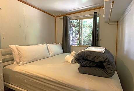 Apartment With Shared Bathroom
