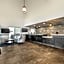 Best Western Plus Revere Inn & Suites