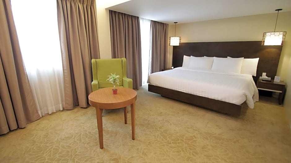 Top Star Hotel