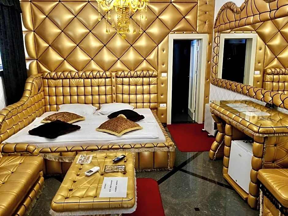 Bali Colosseum Hotel