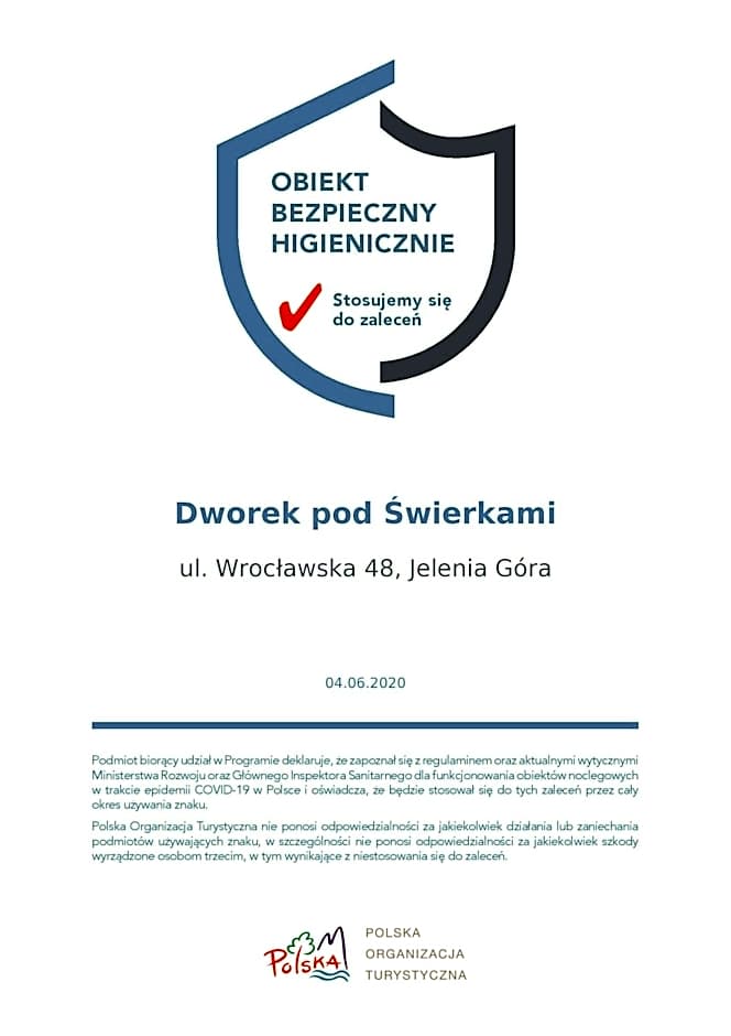 Dworek pod świerkami