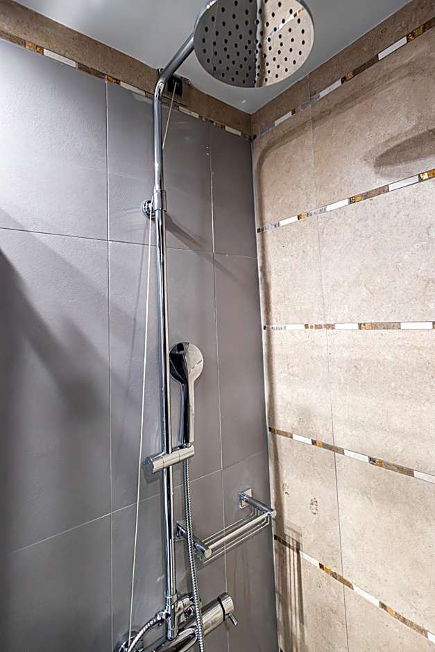 Comfy Boutique Hotel