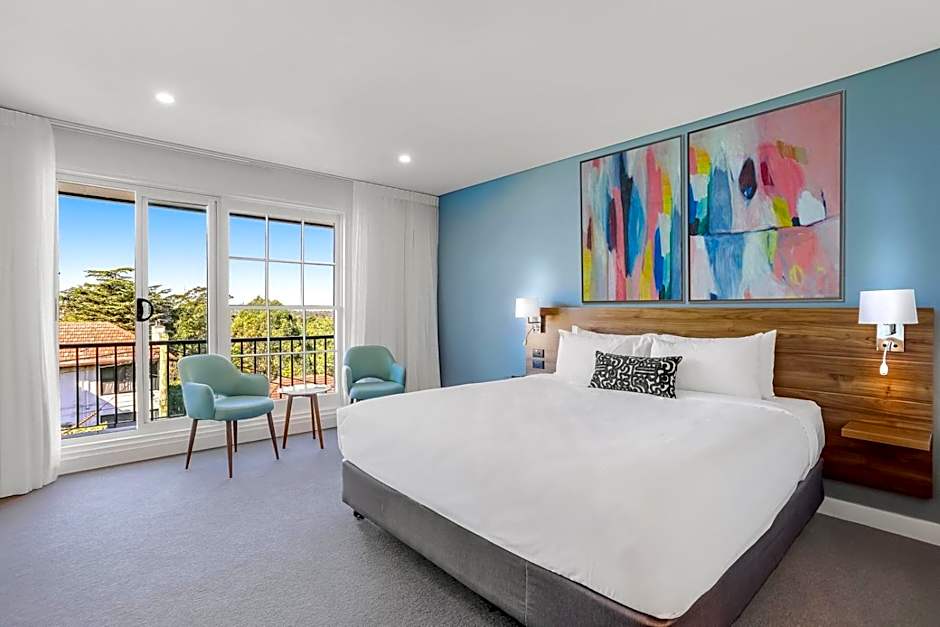 Killara Hotel & Suites