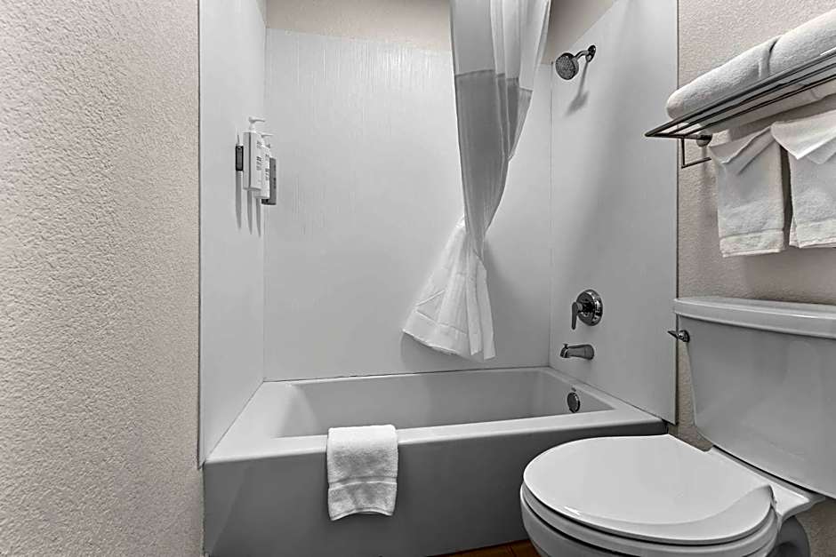 Spark by Hilton Glendale Phoenix North