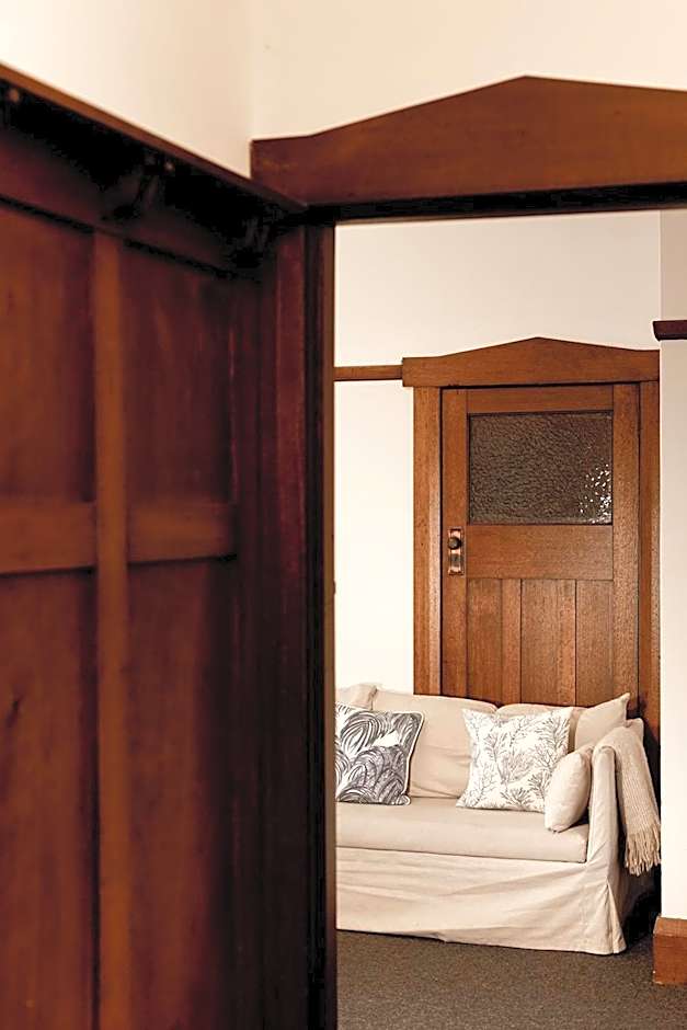 Buckley's Rest - 2 Bdrm Apartment in Battery Point