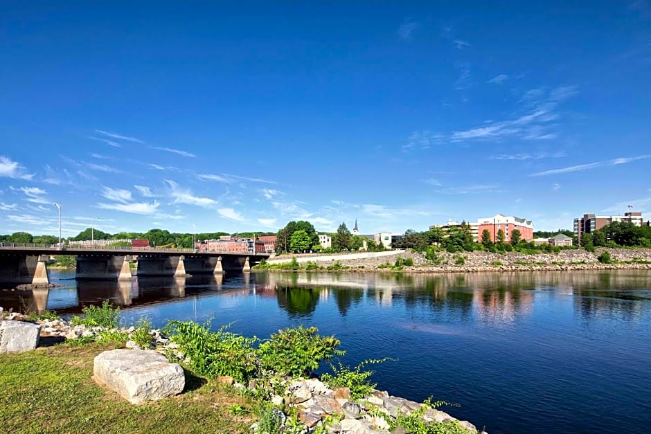 Hilton Garden Inn Auburn Riverwatch