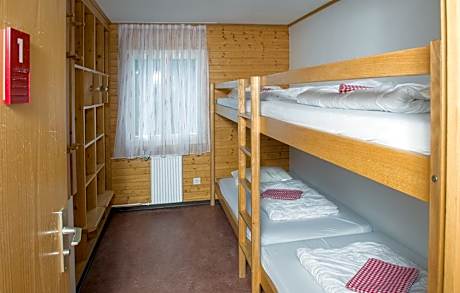 Quadruple Room with Mountain View