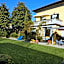 Al Porto Di Lucca B&B