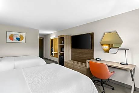 Standard Queen Room with Two Queen Beds