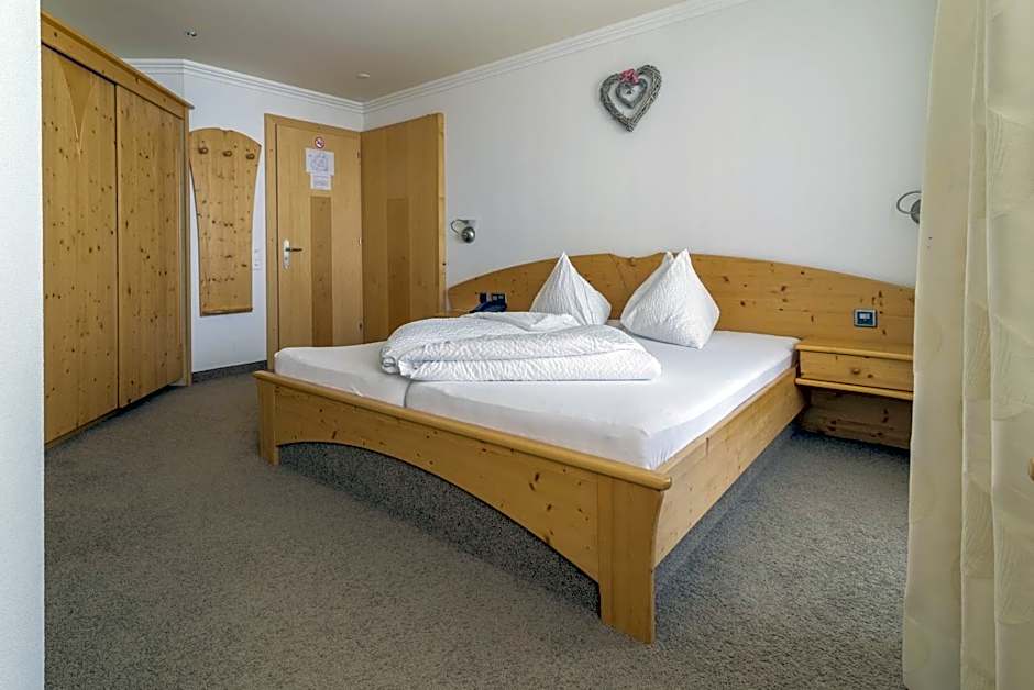 Hotel Garni Chasa Nova