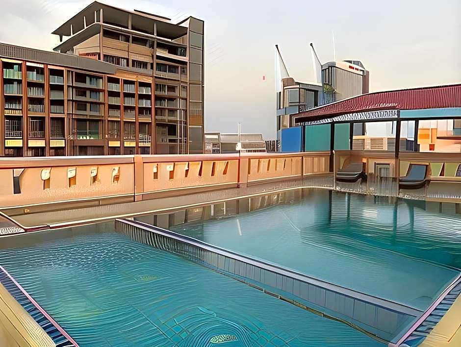 A.A. Pattaya Golden Beach Hotel