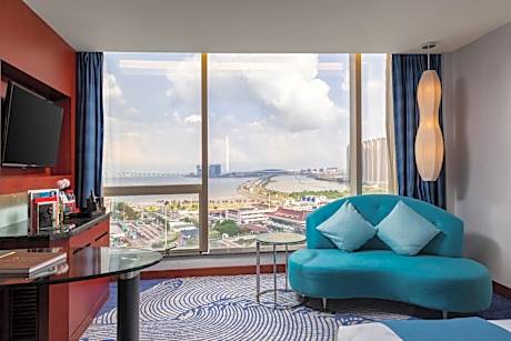 Macau Ocean View Superior Queen Bed Room (Free Welcome Fruit)