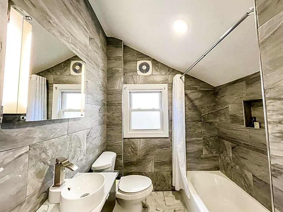 Penn Lodge Hotel & Suites Philadelphia - Bensalem