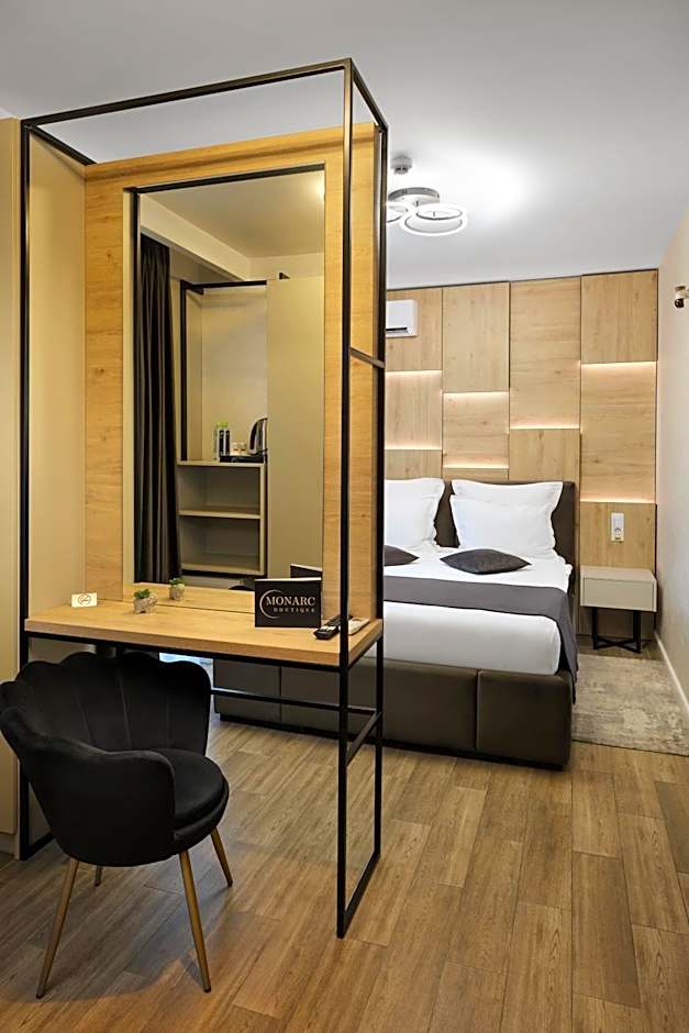 MONARC Boutique ApartHotel - SELF CHECK-IN