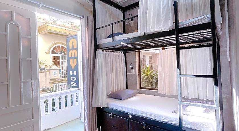 Amy Hostel Hue