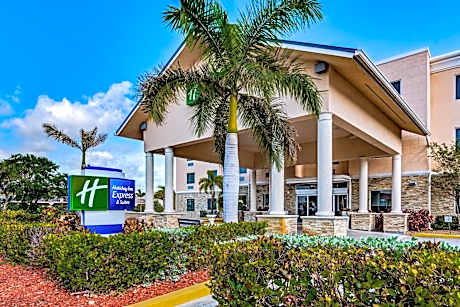 Holiday Inn Express & Suites Lantana By IHG