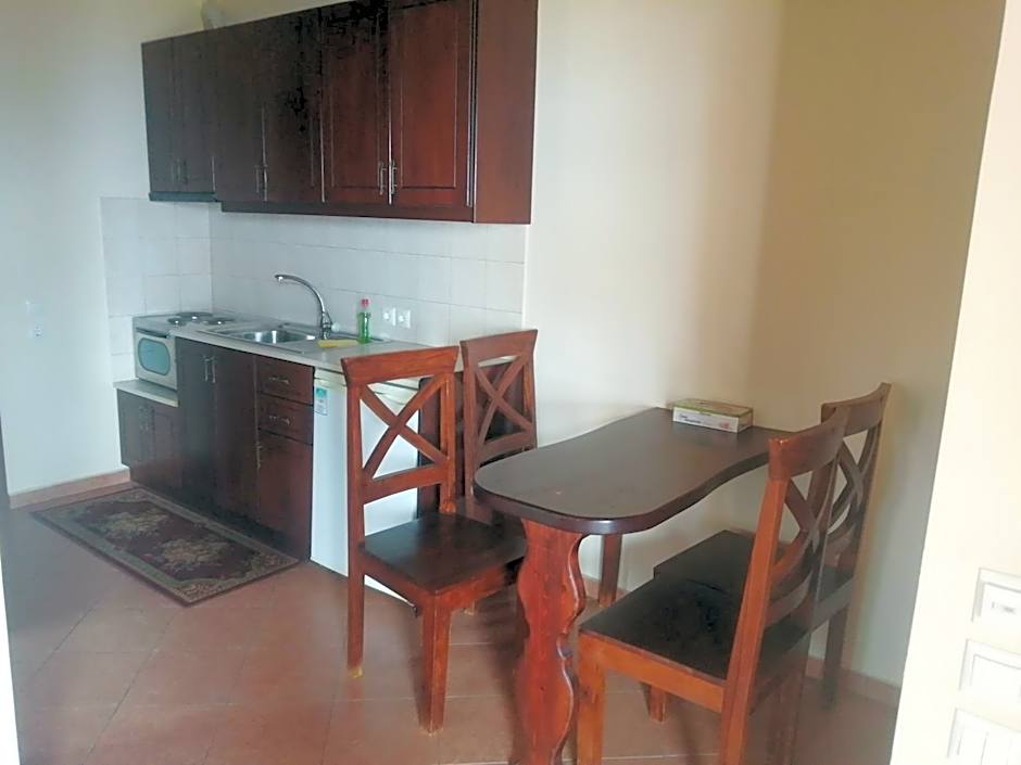 Kallisti Ξενώνας Διακοπτό-Καλάβρυτα